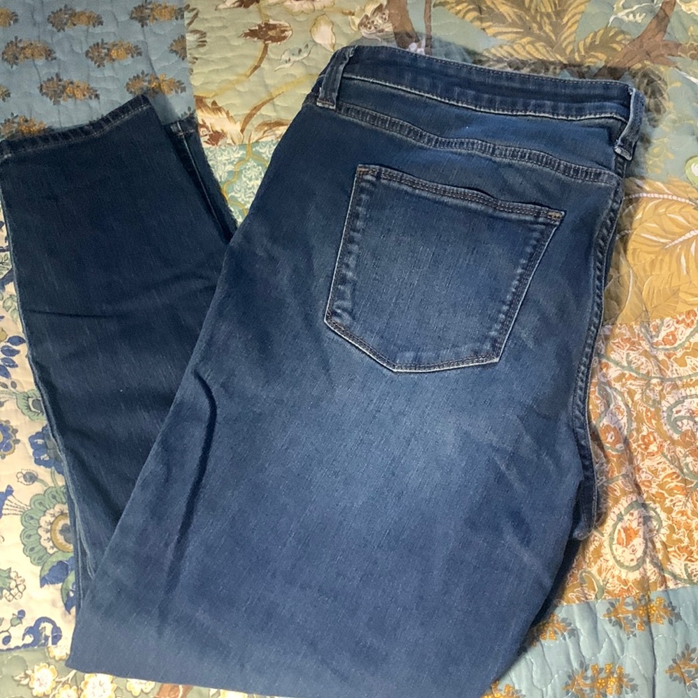 COPY - Universal Thread Pants  Size 16 Shorth